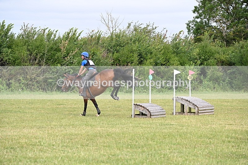 WJ6_6124 - 60cm XC Time 09:48 to 09:57