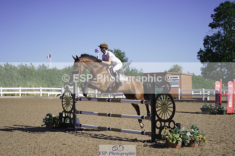 230624A-175032-02847 - Cls 33 1.05m Amateur Quali