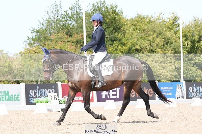 250817-131903-09638 - 195-Jacqui.BoltMocha.Fountain