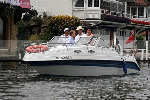 090704 BELACINDA IMG_0102 - HENLEY REGATTA  SATURDAY 4th JULY 2009