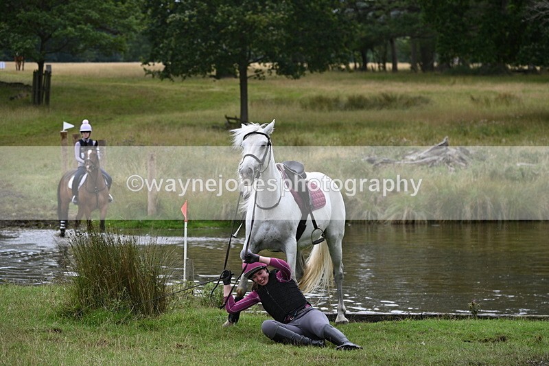 WJ7_3203 - Time at Water 12:15 to 12:50