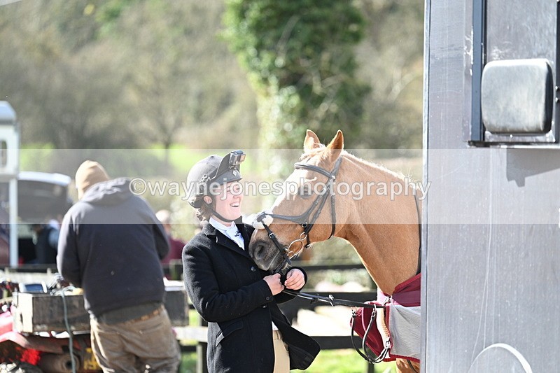 WJ7_6172 - Meet