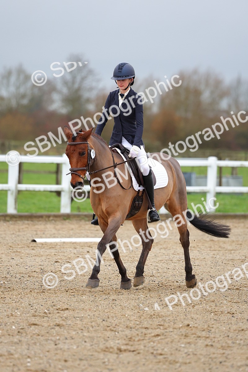 SBM_003052 - Class 6 - Novice 4