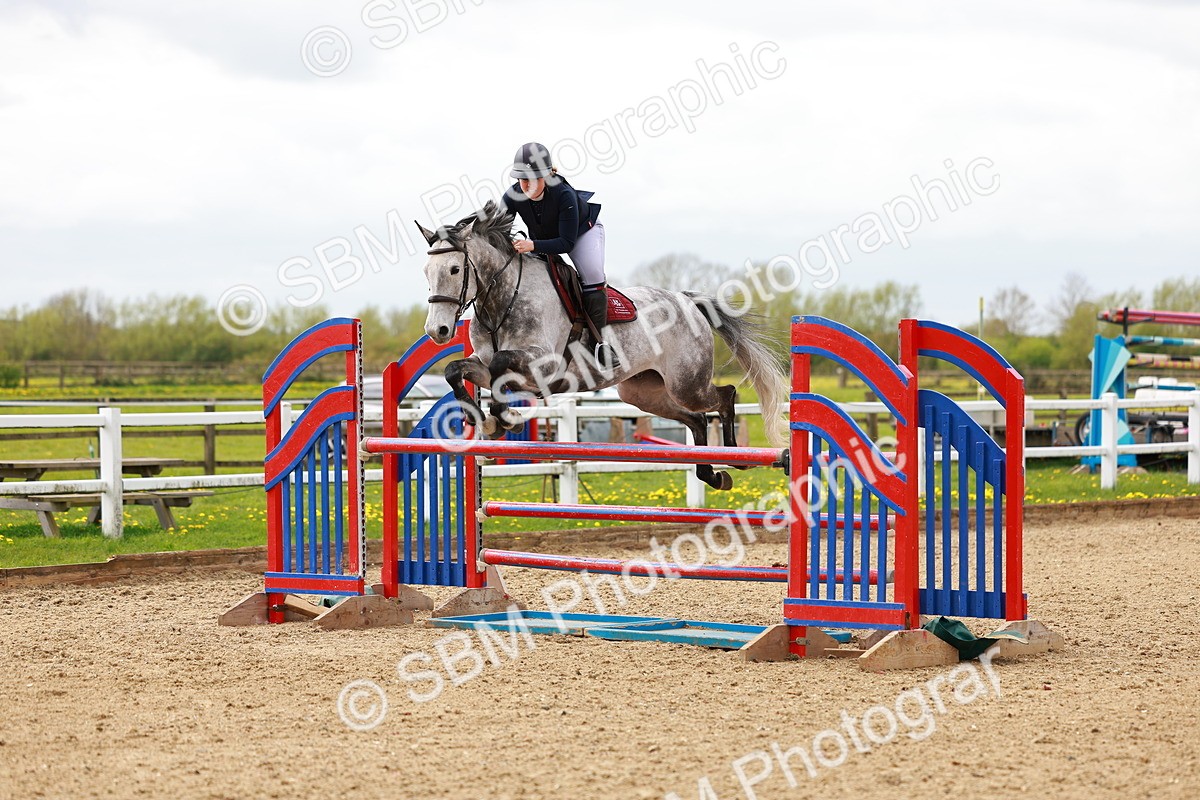 SBM_002428 - Class 10 - Senior Newcomers - 1.10m