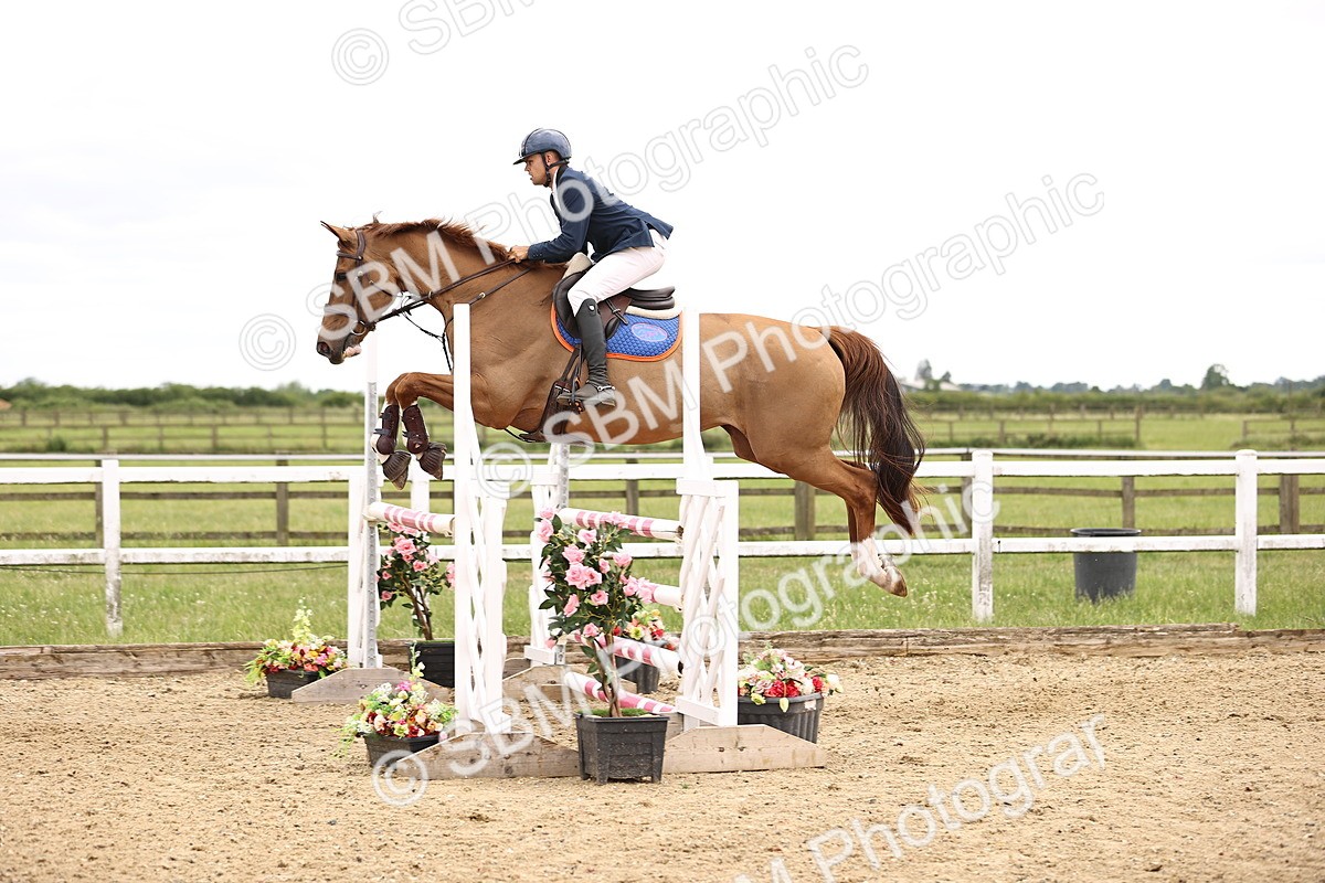SBM_007745 - Class 19 - Senior Newcomers - 1.10m