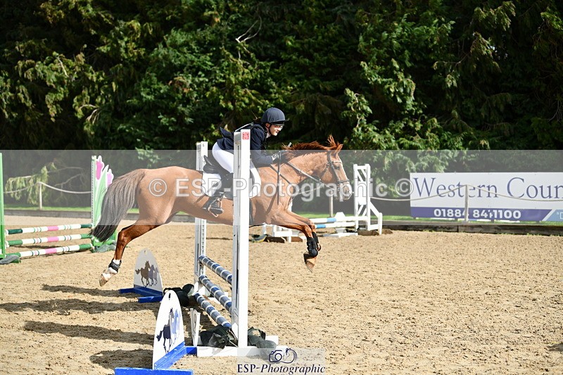 251004A-125306-01033 - Classes 6 & 7 60cm