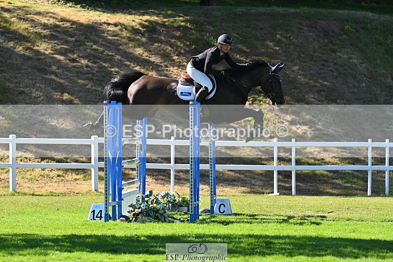 260704A-165049-16279 - Cls 33 Snr Fox Jump Off and Pres