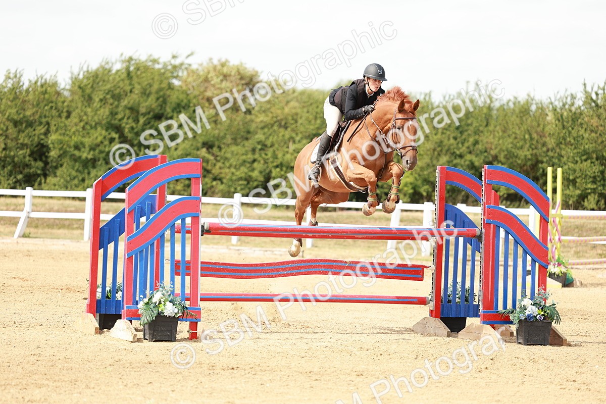 SBM_008090 - Class 4 - Senior Foxhunter - 1.20m Open