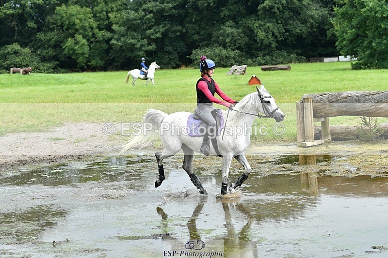 230817-132248-00965 - Theo's 1st Group - XC