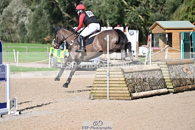 240302-144109-01579 - Cls 3 90-95cm