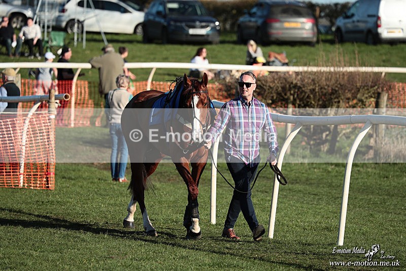 PtP 210326 1151 - VWH Cirencester Races 21/03/26