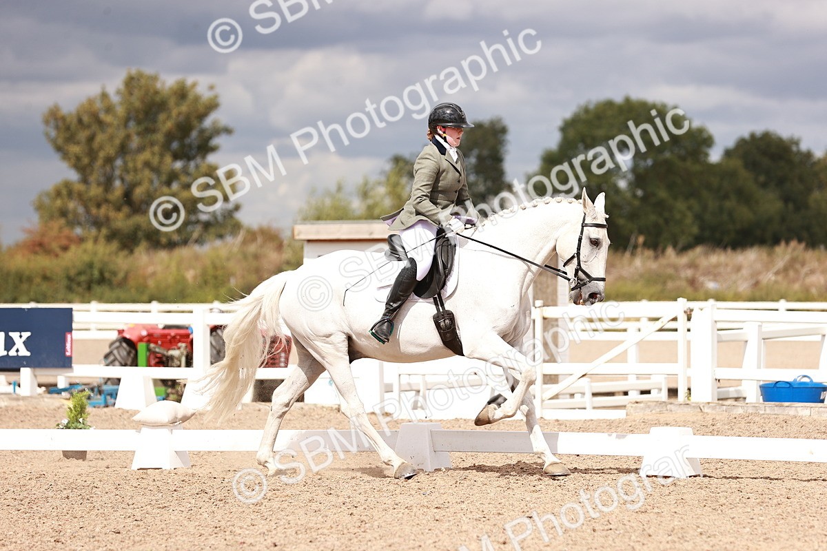 SBM_06303 - Class 37 - Novice 5