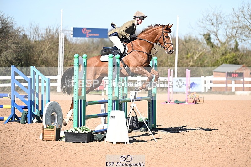 260318B-104220-00155 - Clear Round & Brit Nov 90cm