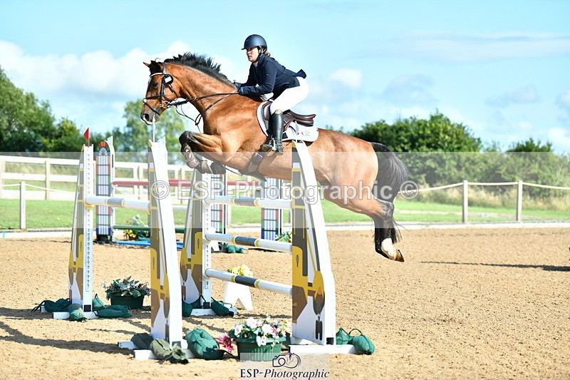 230723A-165736-13720 - Cls 8, 2 Star Medium 1.35m