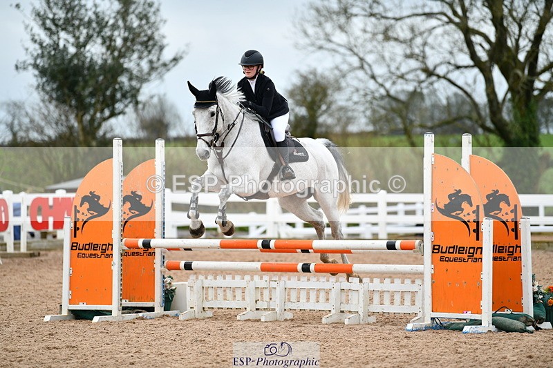 240316A-104836-02810 - Cls 20 British Novice and 90cm Open