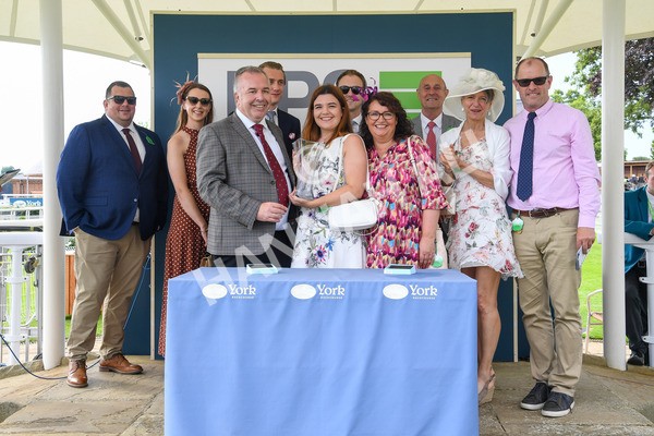 170623-Race 7-The Green Man-0610 - Race 7 5.25pm Clean Up With PPS Handicap