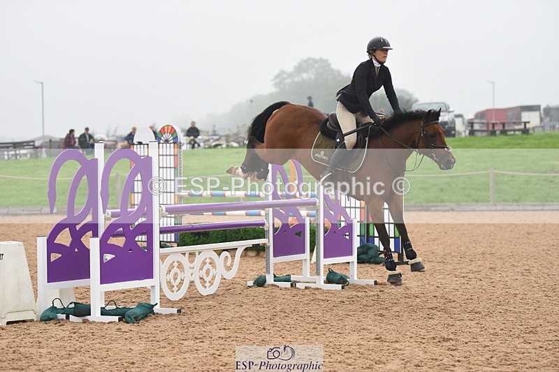 230916A-164900-05656 - Cls 19 Snr 1.10m Derby