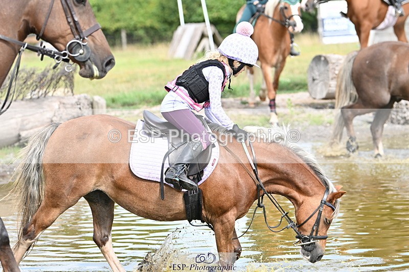 250821B-105536-00248 - Group C - Laraine