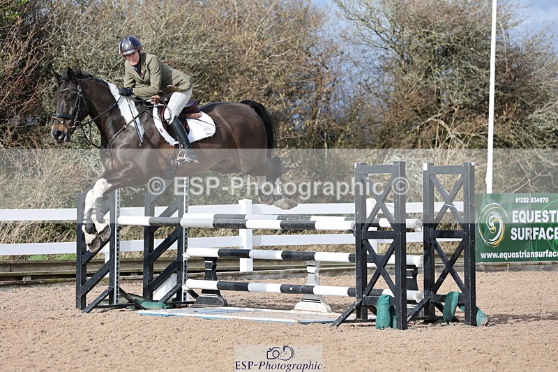 240223A-120845-01102 - Cls 4 Snr 1.05m Open