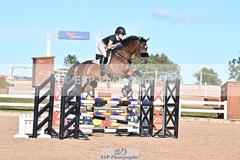 250708A-190820-00745 - 100cm Classes