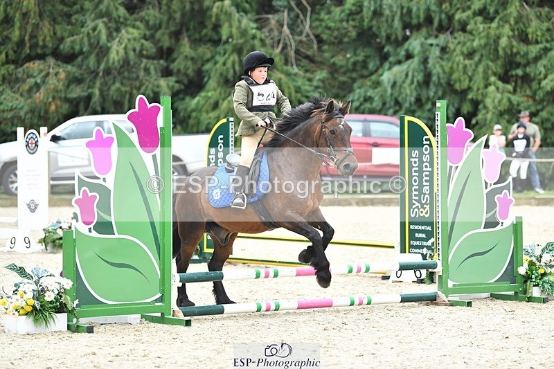 230824-161009-05755 - Round 2 Assisted Start to 16.50 CW