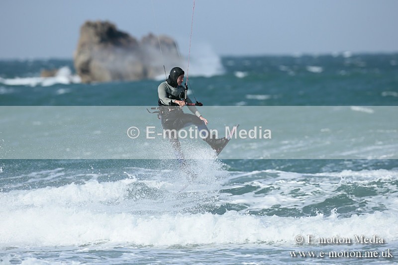 KS 020413-209 - Kite Surfing