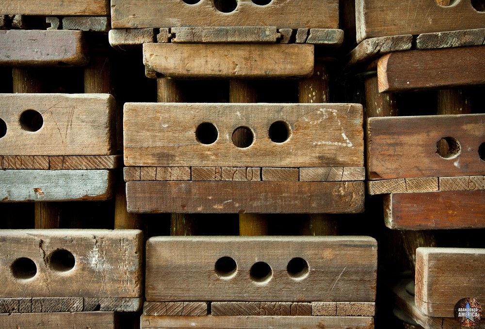 Klotz Throwing Company (Lonaconing MD) | Crate Detail - Klotz Throwing Company