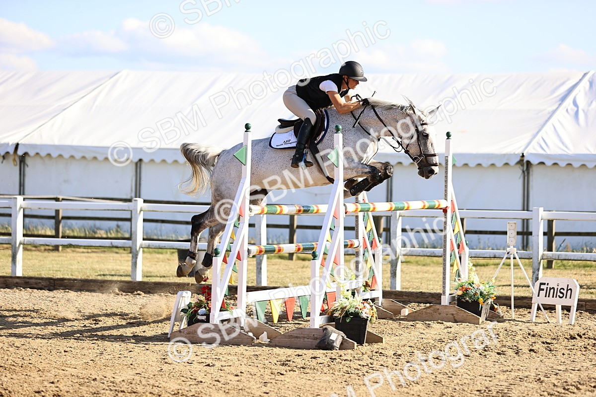 SBM_015989 - Class 18 - Senior 1.35m Open