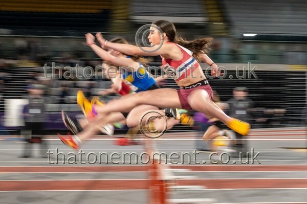 CEREL-816193 - Track Female Set One