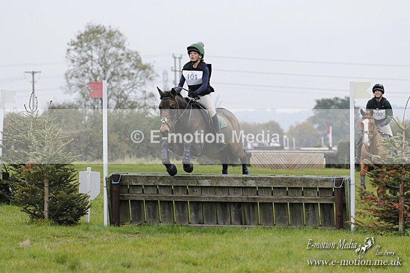 WWHT 181020 WWHT 181020 1482 - WWEC Intermediate Pairs (0.90m) 18/10/20