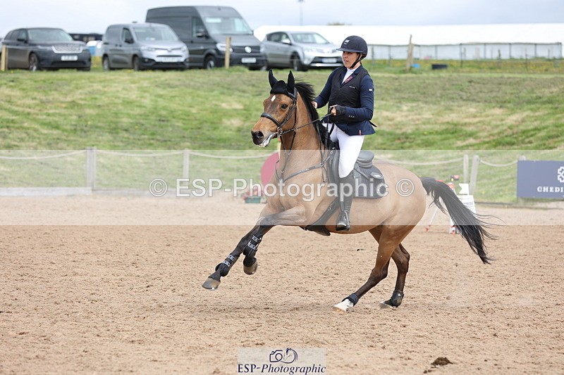 240419A-124854-07456 - Cls 6, 2 Star Medium Tour 1.35m