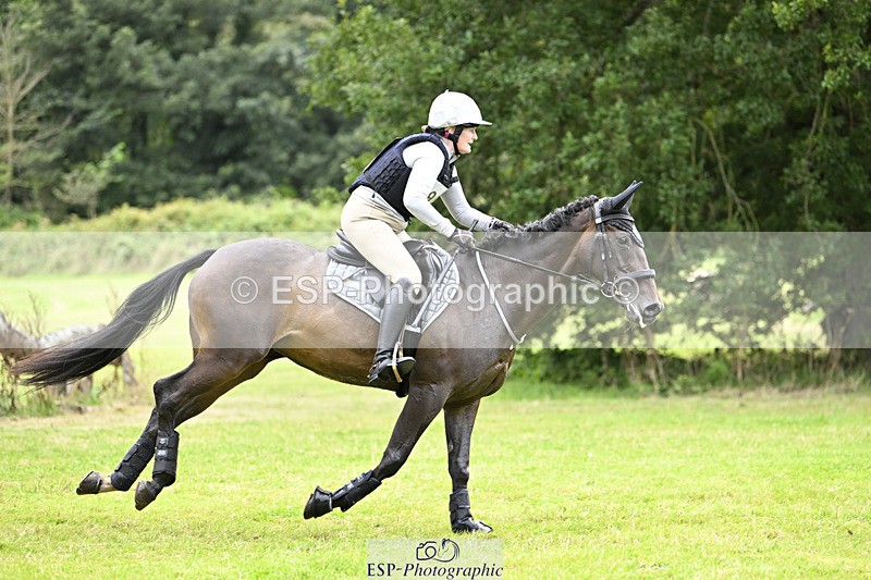 240825X-172306-37724 - 80cm XC 16.30 to 17.30