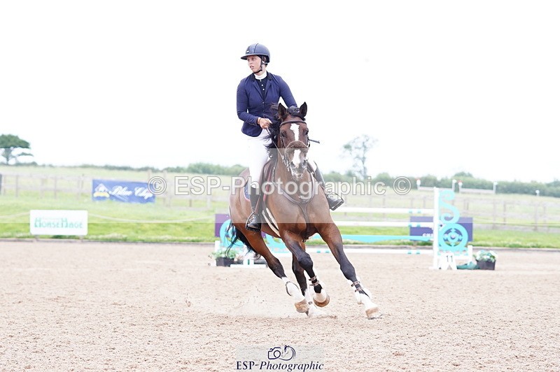 240802A-165112-05745 - Cls 19 National 1.30m Open