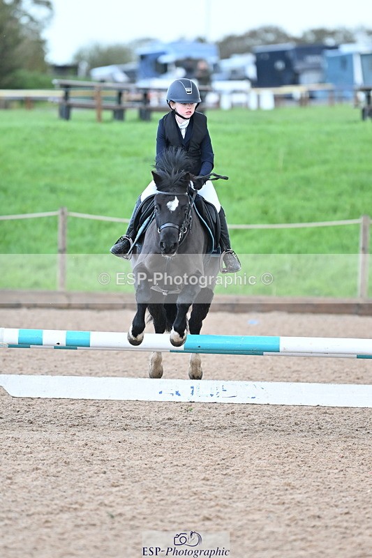 231029A-101541-02663 - 70cm Club and Schools