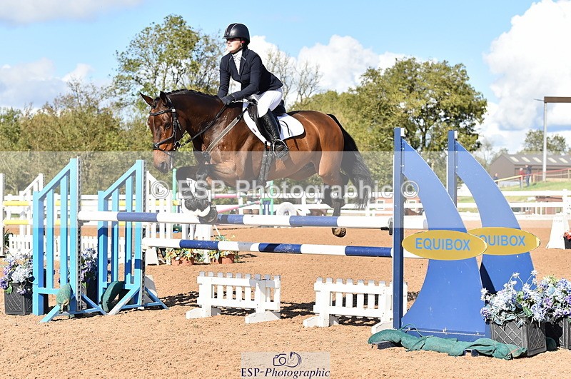 231014A-141050-05233 - Cls 15 1.05m Amateur Q 2nd R