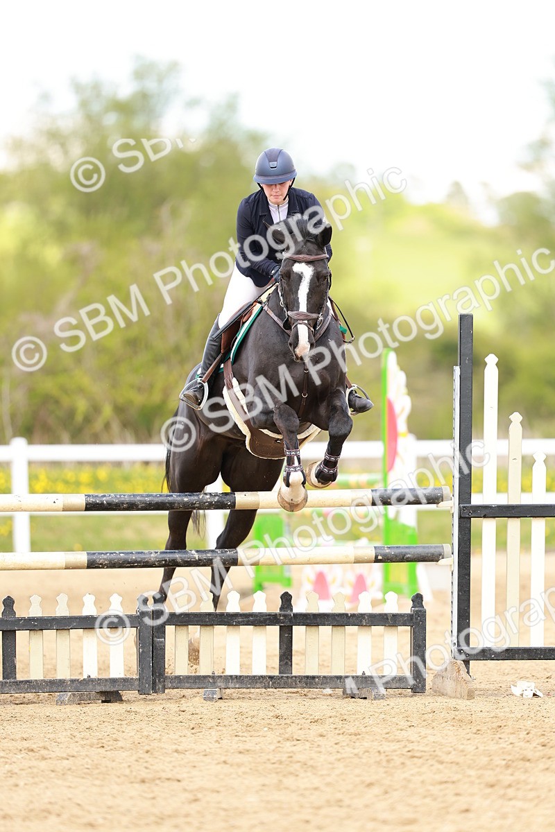 SBM_002306 - Class 4 - Senior Newcomers - 1.10m