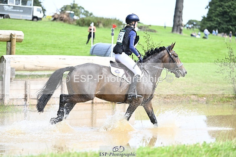 240803-150145-08387 - 231-Abi_Stuart-DUKES_VISION