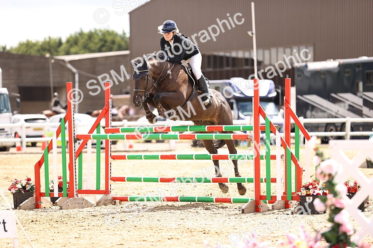 SBM_003548 - Class 22 - Senior Foxhunter 1.20m