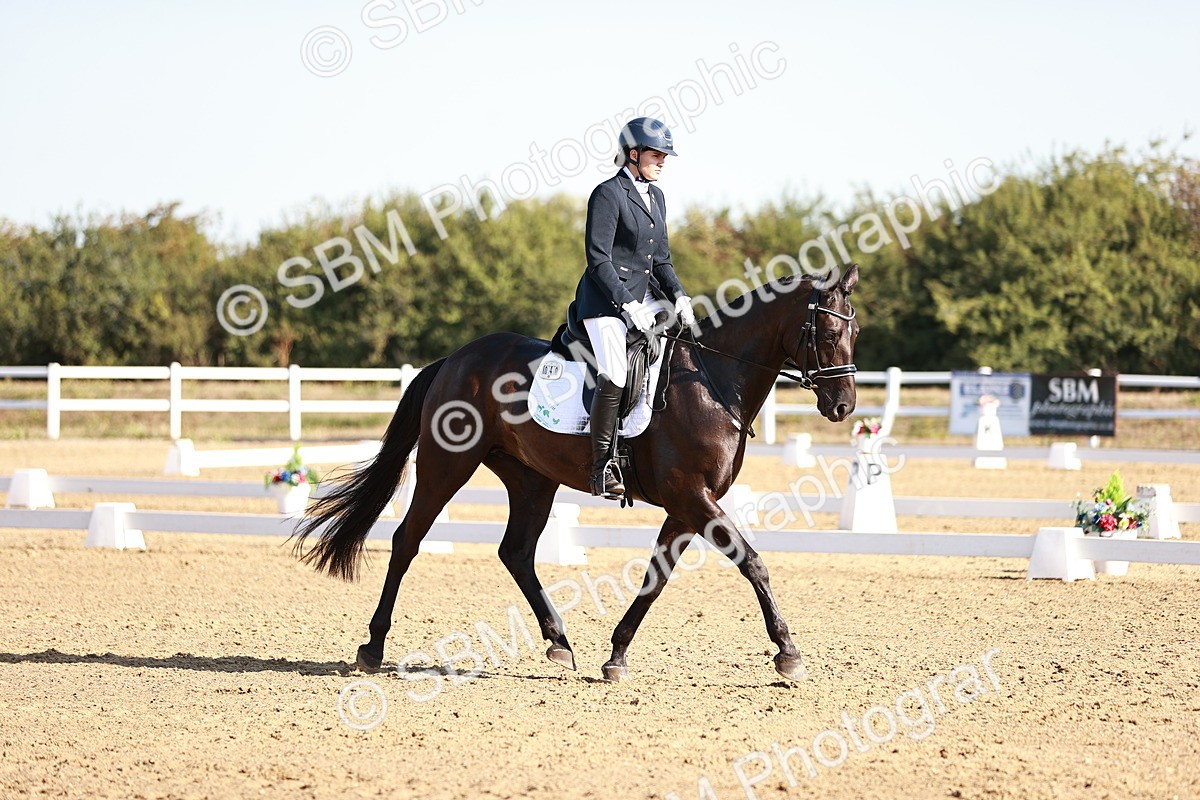 SBM_004276 - Class 12 - Novice 5 - 9.07-10.10