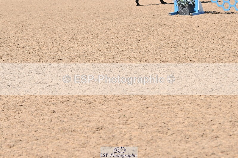 240509A-111245-01074 - Cls 9 Snr 1.20m Open