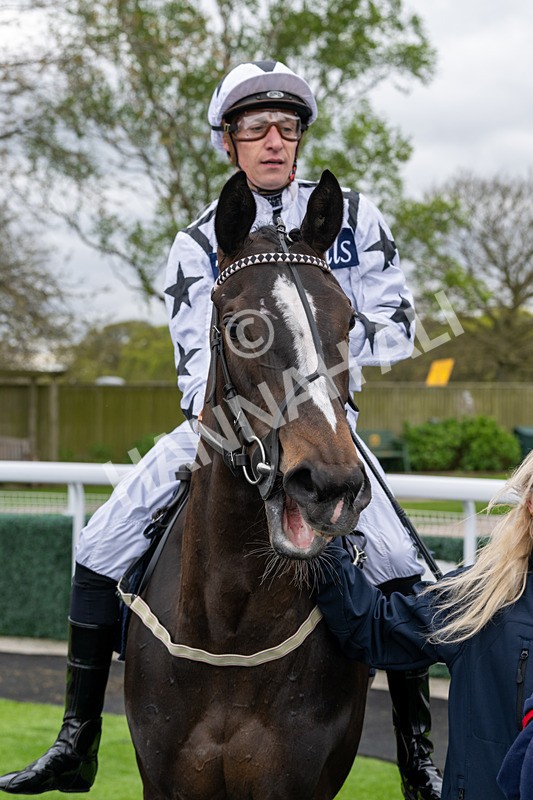 160425-Race 1-Ali Shuffle-2357 - Race 1