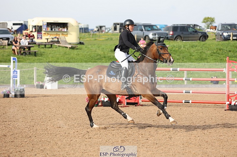 240511A-172640-15367 - Cls 38 National 1.40m Open