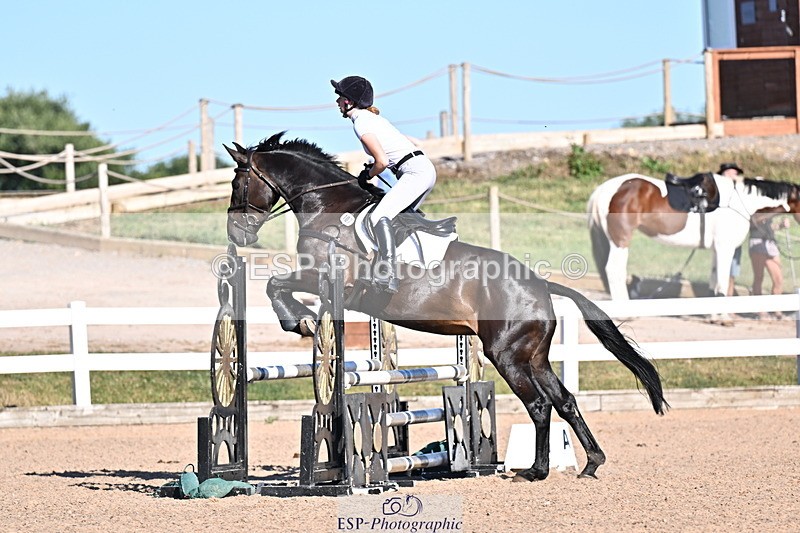 250708A-181912-00474 - 90cm Classes