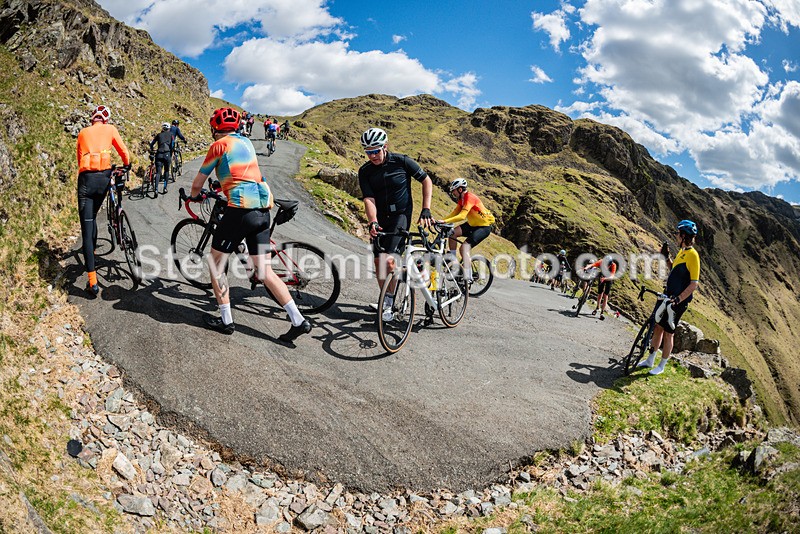 142433 - Hardknott Hairpin 14.00 - 15.00
