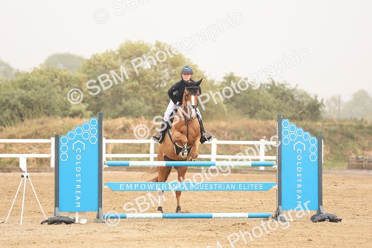 SBM_024137 - Class 6 - Senior Newcomers 1.10m