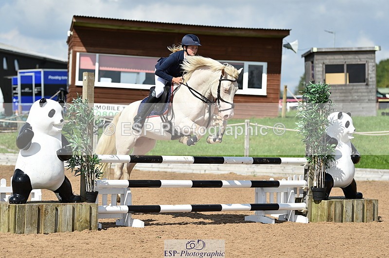 230902A-140300-01582 - Cls 3B Pony Medium 90cm