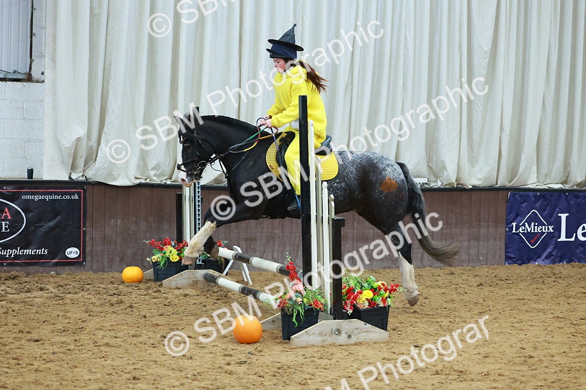 SBM_002848 - Class 4 - Pairs