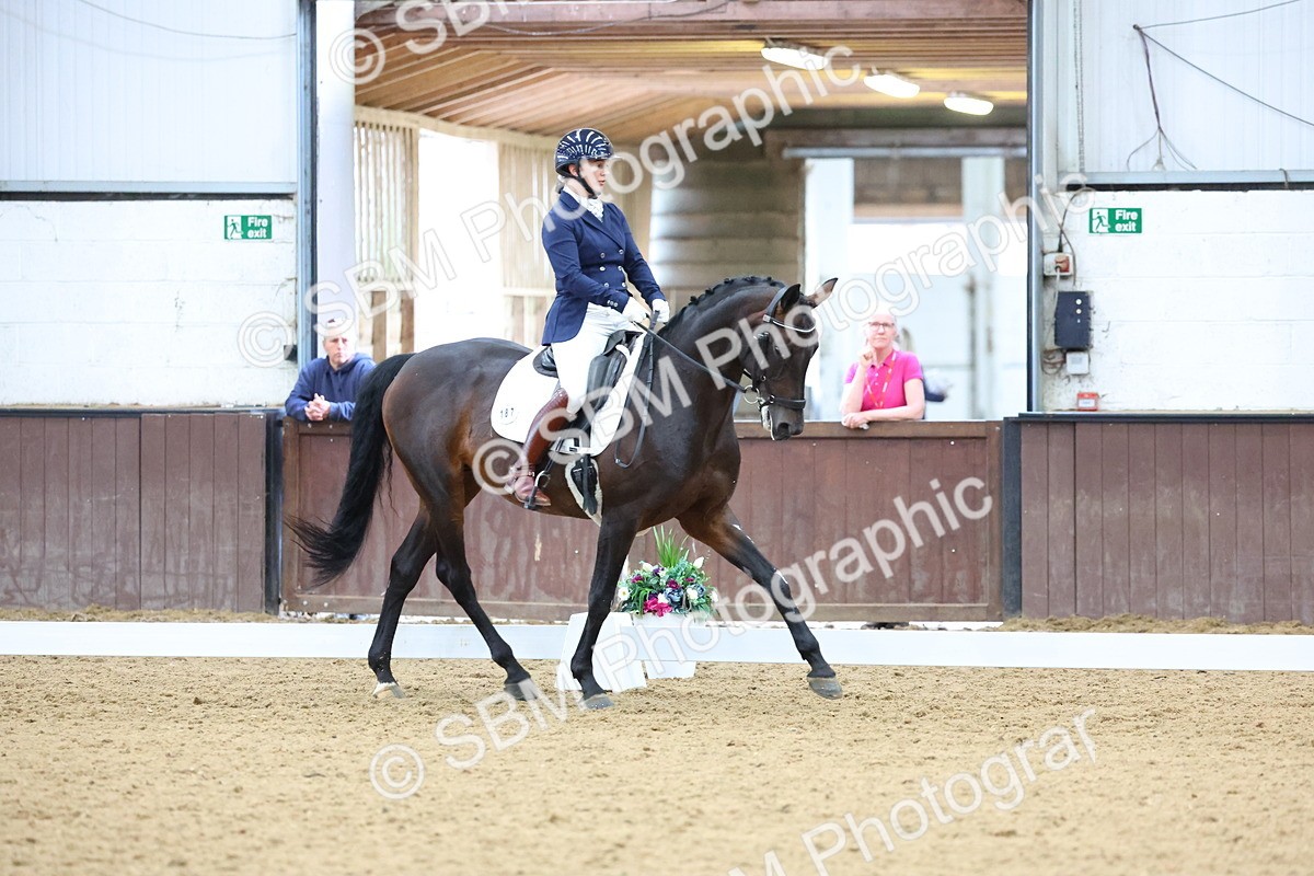 SBM_018696 - Class 17 - AM91 - 15.54-16.58