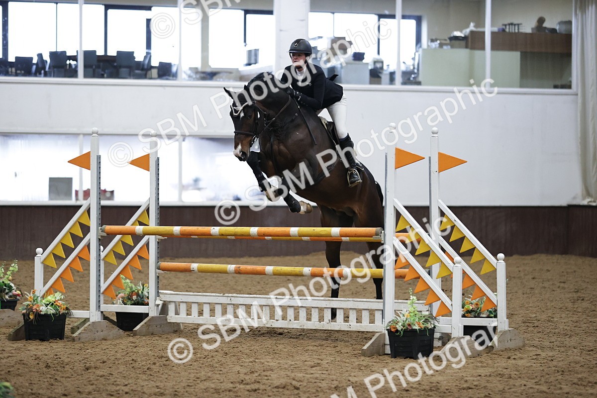 SBM_001526 - Class 4 - Senior Newcomers/ 1.10m Open