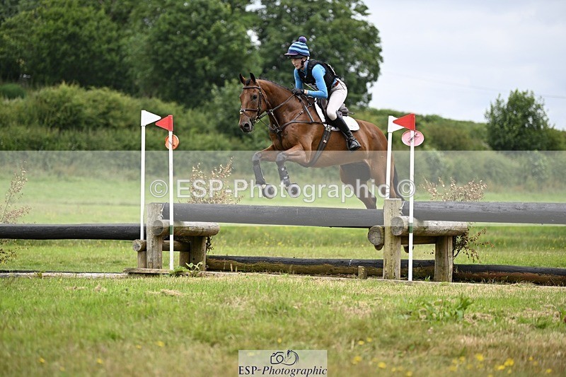 240630-125259-00957 - 910-Imogen_Daniels-Granstown_Master